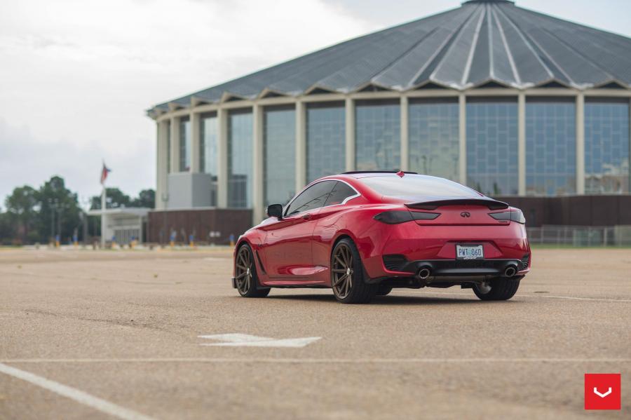  Infiniti Q60 2.0t on Vossen Wheels (VFS10) 2017 года  (фото 7 из 42)